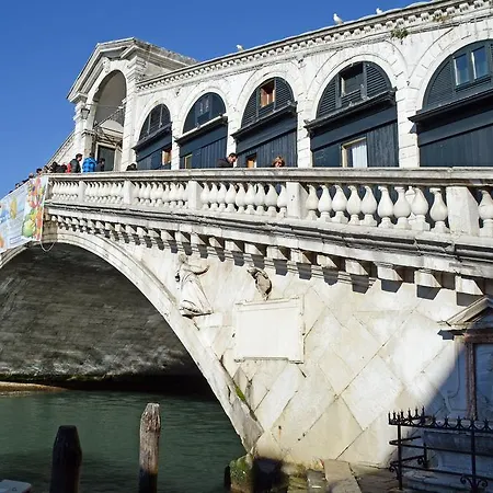 Al Ponte Rialto
