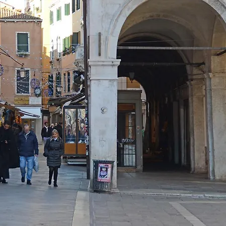 Al Ponte Rialto