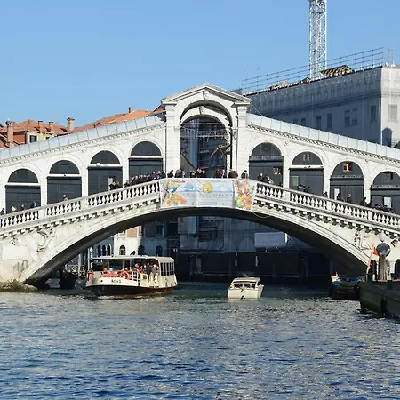 Al Ponte Rialto